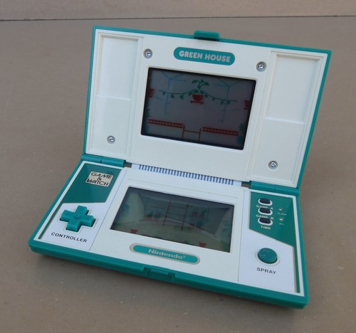 Game watch green - game, house