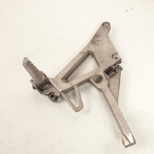 Platine de repose pied