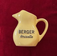 pichet carafe  Berger Anisette C8 - 18 cm de hauteur avec fêle