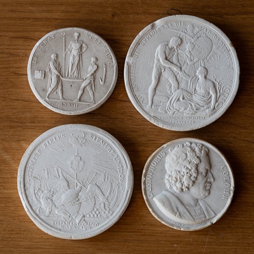 Lot médaillons - 4,