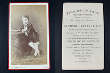 Bonnaud, Paris, jeune garçon et son épée Vintage cdv albumen print. CDV, tir