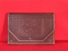 Petit sac en cuir ancien