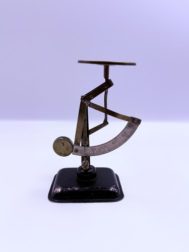 Ancienne balance lettre - balance, de