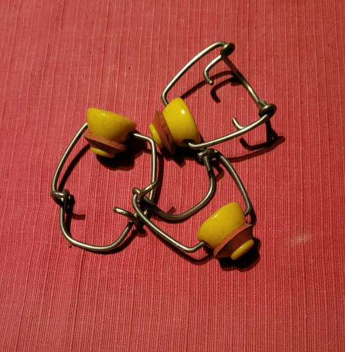Anciens bouchons bouteille - 3,
