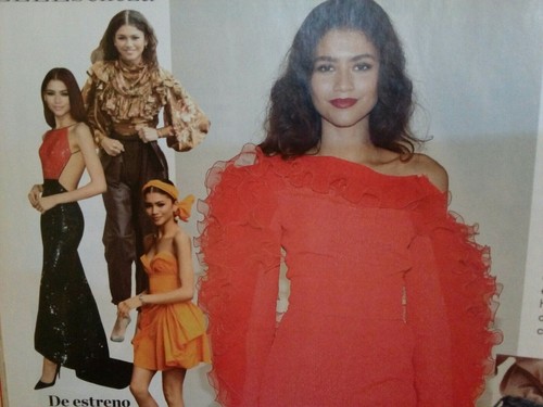 Zendaya photos magazine no - ,