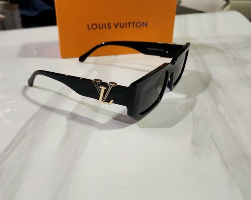 Louis vuitton black frame - vuitton,