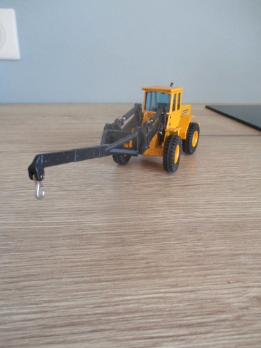 Volvo caterpillar scale - volvo, bm