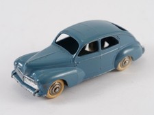 Dinky Toys F n° 24R Peugeot  203 grande lunette 1/43 jamais joué