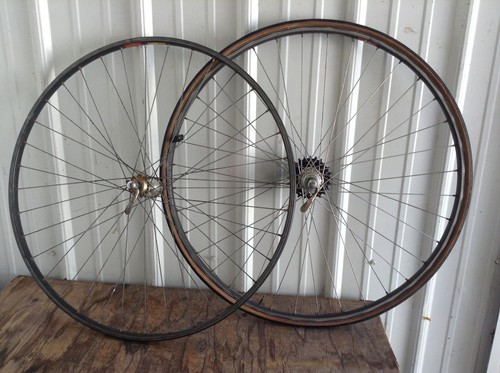 Mavic 700c wheel set - 700c,