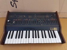 ARP AXXE SYNTHESIZER