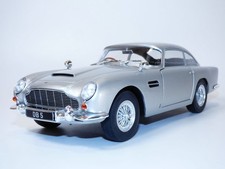 ASTON MARTIN DB5 gris Birch