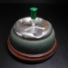 Cendrier à poussoir métal