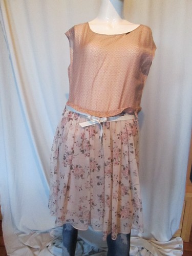 Robe cop copine - copine, modèle