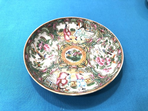 Coupelle assiette en - /,