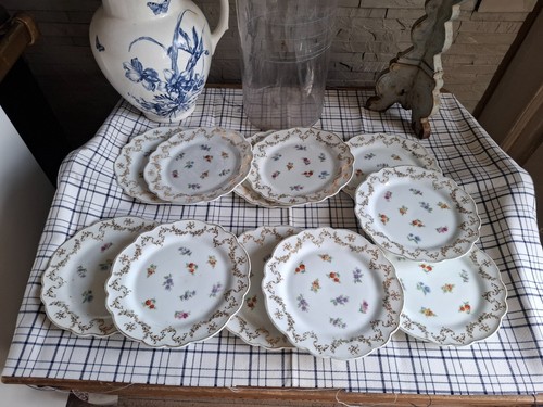 Anciennes assiettes a - 11,