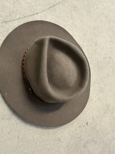 Mens size akubra stockman - size,