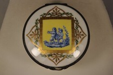 BOITE PORCELAINE ANCIEN SEVRES ANTIQUE SIGNED PORCELAIN BOX 19th CHERUB