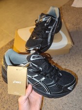 Chaussure de course / sport /