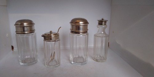 Ancien flacon salle bain - de,