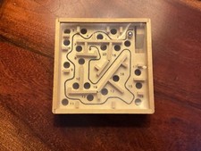 CASSE-TETE LABYRINTHE EN BOIS, JEU D’ADRESSE