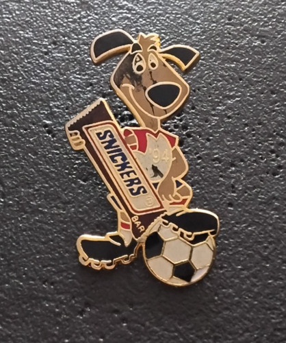 Pin sport football - pin’s,