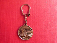 Ancien porte-clés métal Courtois - Camion benne de la Semat (Paris) - Années 60