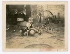 PHOTO SNAPSHOT, jouet ancien tricycle trike balle cheval chariot TOY