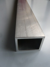 1 tube rectangle aluminium (6060) - 50 X 40 X 4 mm X long. 770 mm = 77 cm - neuf