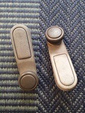 2 Manivelles (lève vitre) Peugeot 205 XE phase 2
