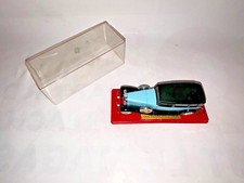 Ancienne voiture RAMI by