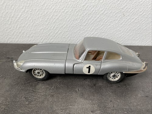 Ancienne voiture miniature - ancienne,