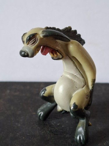 Figurine publicitaire nestlé - publicitaire,