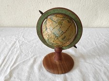 Ancienne petite  Mappemonde Globe Terrestre en bois 8 cm de diamètre