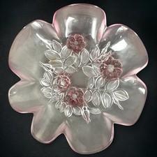Plateau en verre Mikasa? Rosella rose teinté bords volantés vintage floral