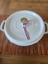 Staub 1004212 4Qt Round