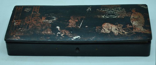 Ancien plumier carton bouilli