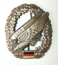 INSIGNE BERET PARACHUTISTES