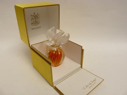 Lalique flacon parfum nina - de,