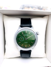 🍏 Rare montre-bracelet