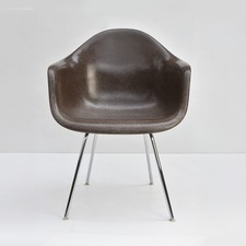 Fauteuil Eames DAX fibre de