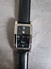 Montre Lip Fond Acier Vintage 