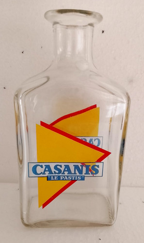 Carafe eau en verre - carafe,