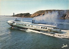 29 LE CONQUET UN HYDROGLISSEUR