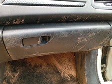 GLOVE BOX / 2609435 FOR
