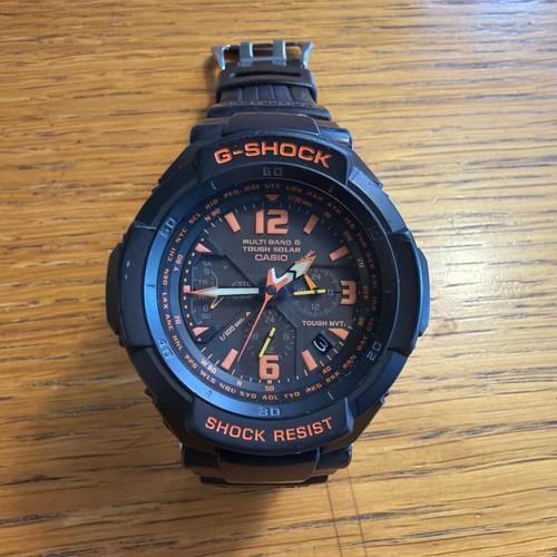 Montre solaire robuste casio - montre,