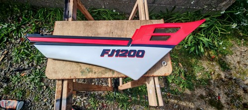 Flanc droit yamaha 1200 - droit, fj