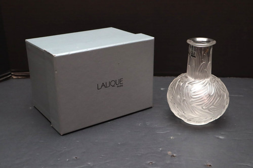 Lalique crystal plumes - plumes, bud