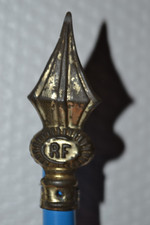 Ancienne Hampe RF, pointe de