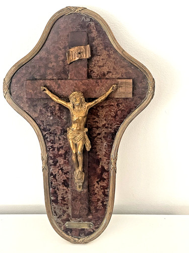 Crucifix loupe noyer - en, de