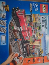 Lego City 3677 Le Train de Marchandises rouge